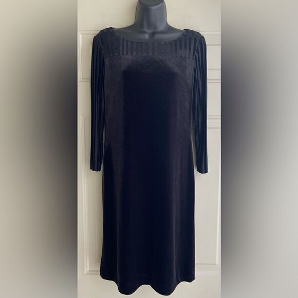 Alex Marie Dresses & Skirts - Alex Marie “Cherre” Velvet 3/4 Sleeve Black Dress With Stripes, Size 4